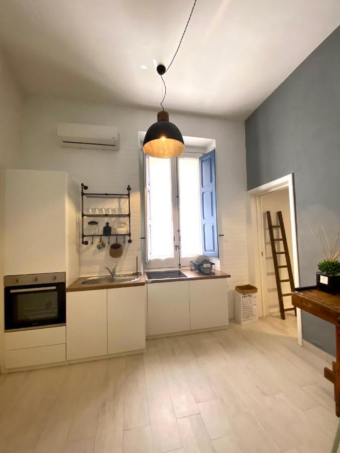 Aletheia Apartment Бриндизи Екстериор снимка